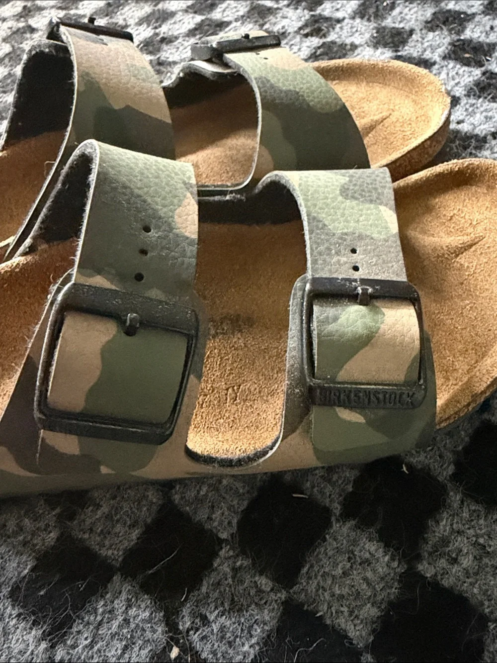 Kids Birkenstock Camo Double-Buckle Slide Sandals - Green
